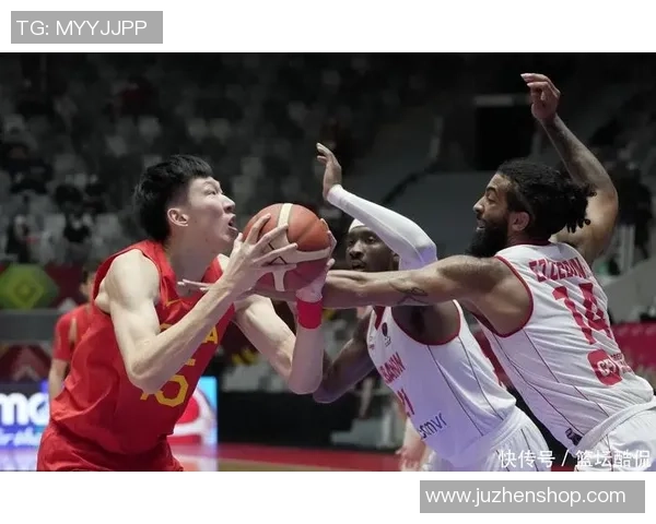 武汉排球队近期状态引发热议球迷对表现和战术产生分歧